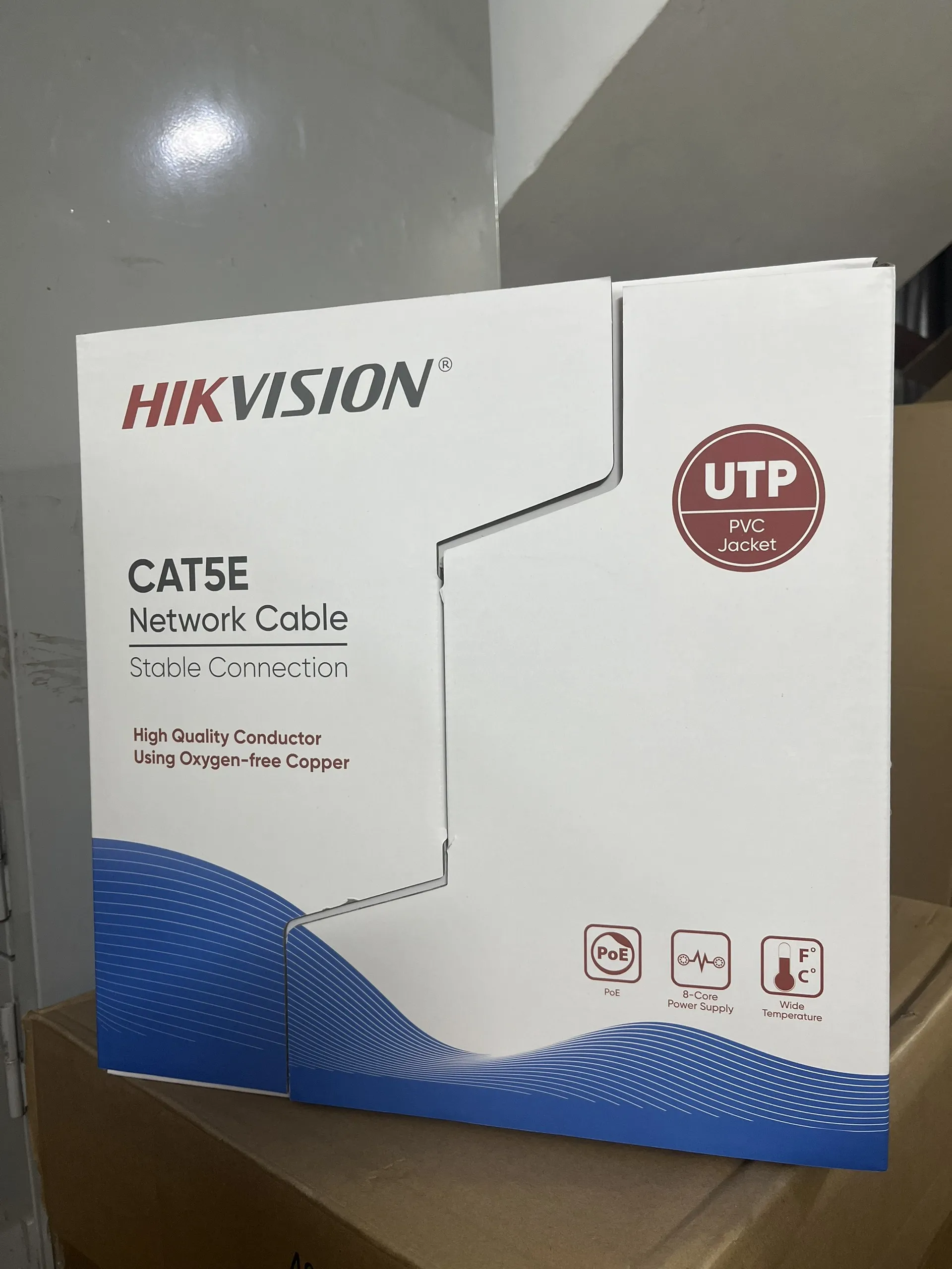 Cáp mạng CAT5E HIKVISION DS-1LN5EUEC0