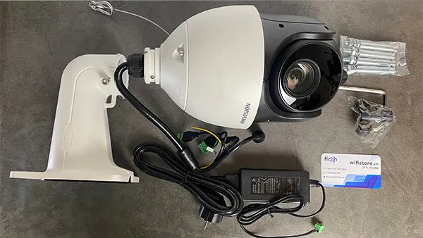 Hikvision DS-2DE4215IW-DE