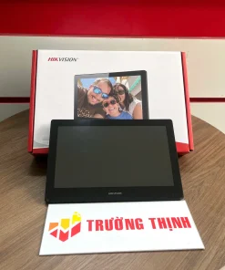 Màn hình chuông cửa IP Hikvision DS-KH8520-WTE1 – ảnh thực tế tại Trường Thịnh Telecom
