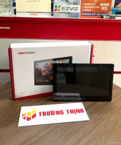 Màn hình chuông cửa IP Hikvision DS-KH8520-WTE1 – ảnh thực tế tại Trường Thịnh Telecom
