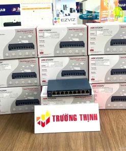 Switch mạng thông minh 8 cổng PoE – ảnh thực tế tại Trường Thịnh Telecom